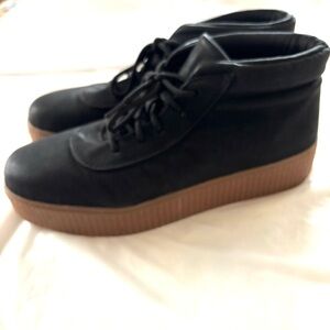 NWOT Brash Black Lace-Up Thick Sole Ankle Boots Sneakers SZ 11